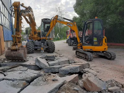 Rozbiórka płyt drogowych